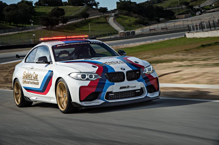  BMW M2 Coupe MotoGP Safety Car (F87) 2016 года  (фото 25 из 41)
